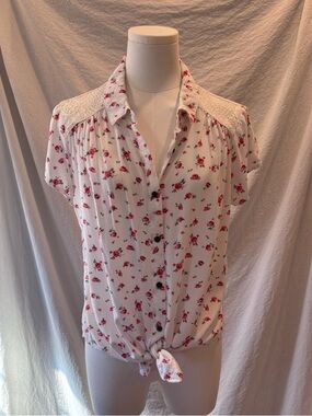 No Boundaries Short Sleeve Button up Lace White Pink Floral Top Size Large